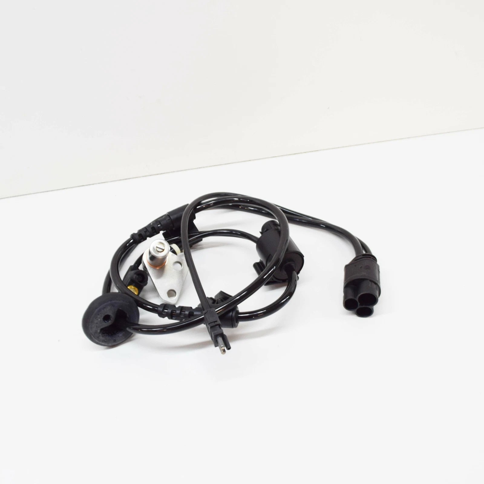 NEW MERCEDES BENZ S W140 FRONT LEFT ABS SENSOR A1405401209