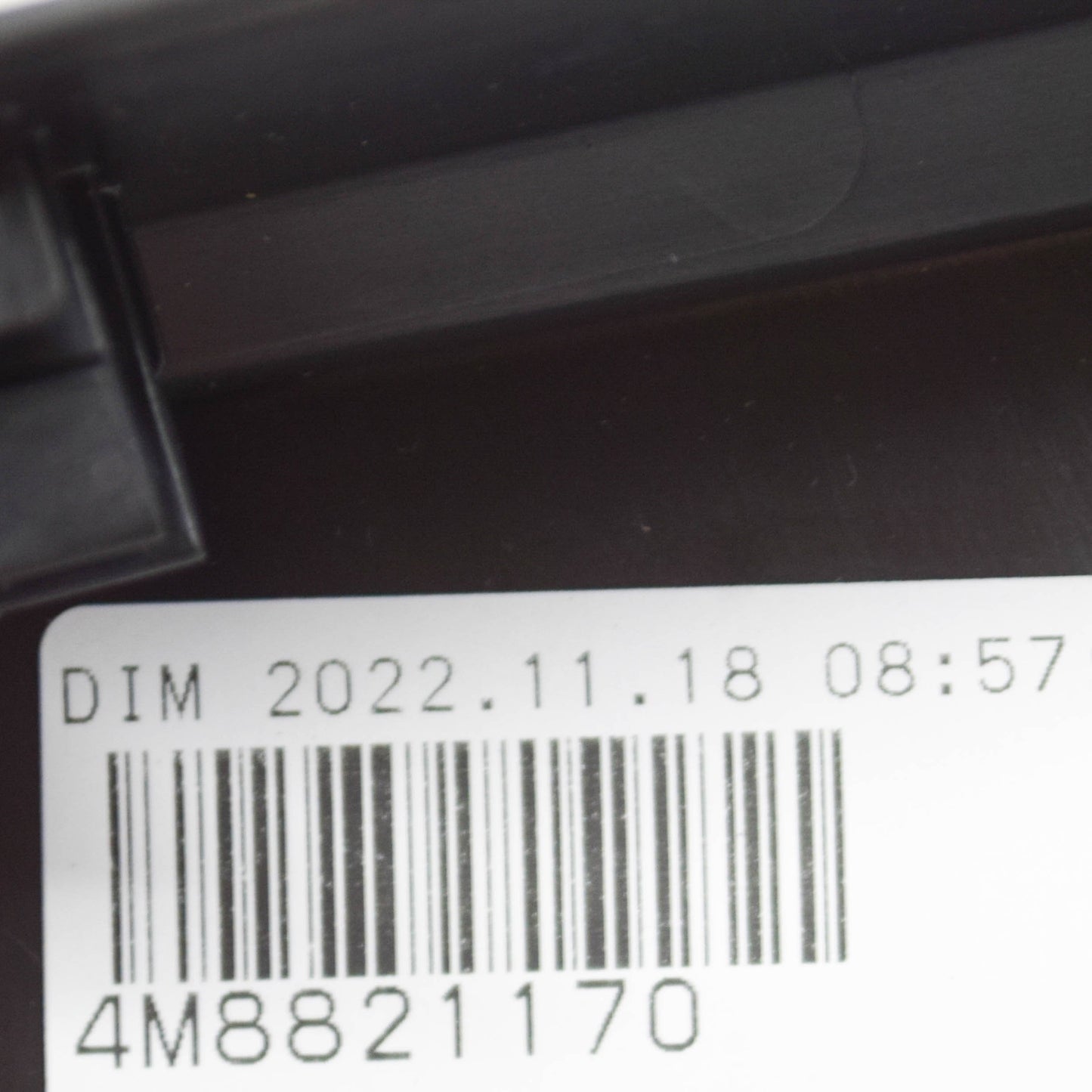 NEW AUDI Q8 4MN FRONT BONNET HOOD ENGINE SEAL 4M8821170 ORIGINAL