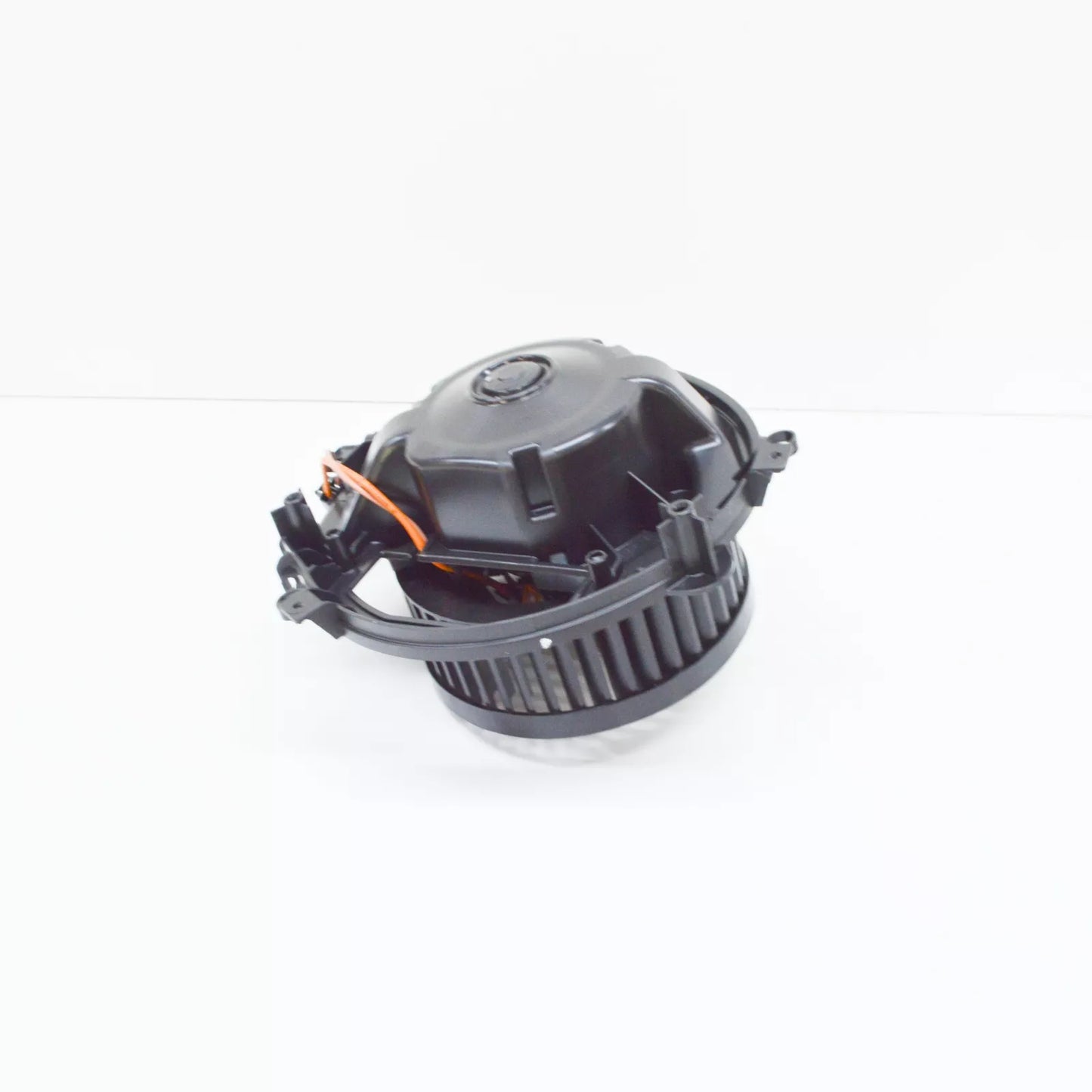 NEW AUDI A3 8PA HEATER BLOWER FAN MOTOR 5Q2819021C ORIGINAL