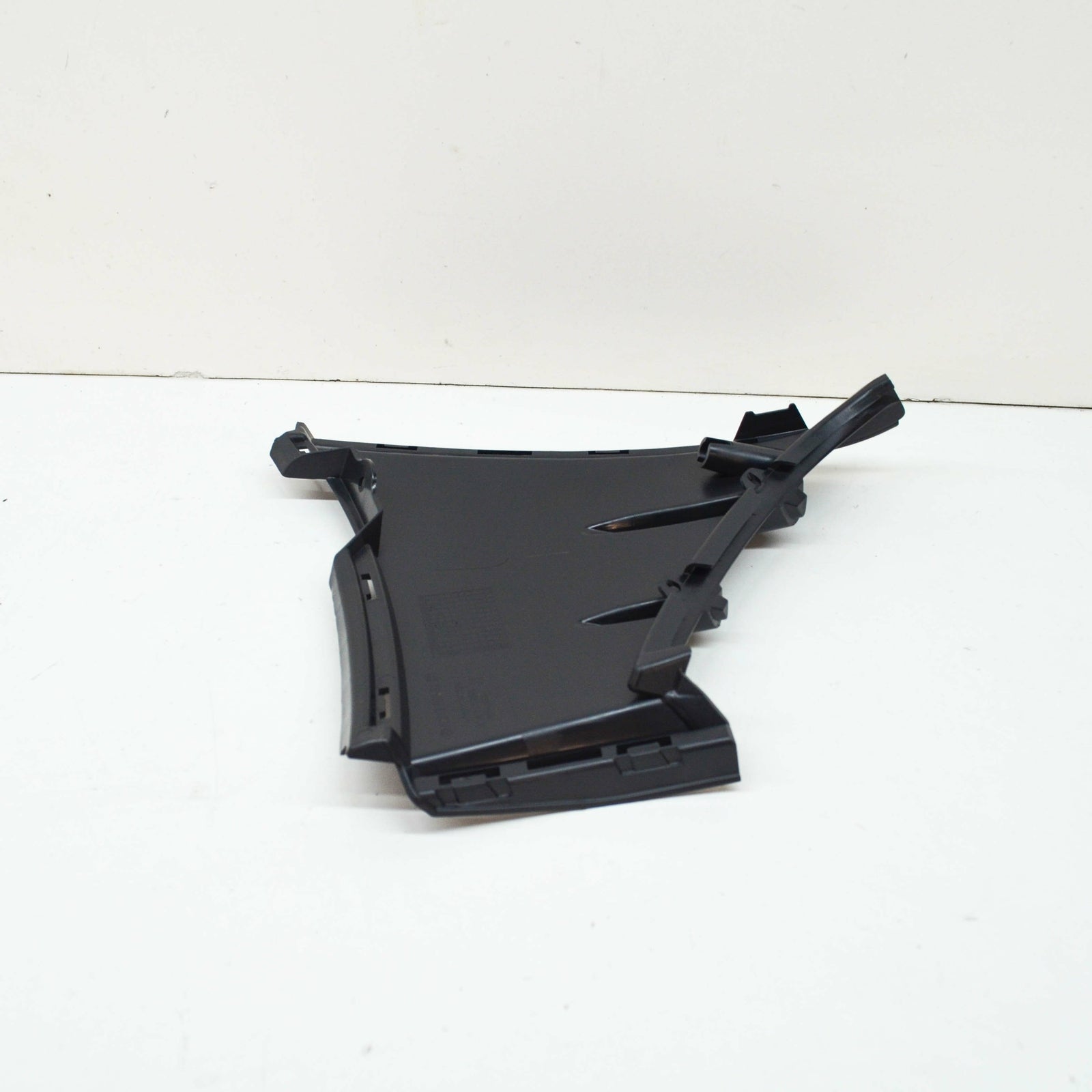 NEW MB B SPORTS TOURER W247 FRONT BUMPER RIGHT LOWER COVER A2478851102 ORIGINAL