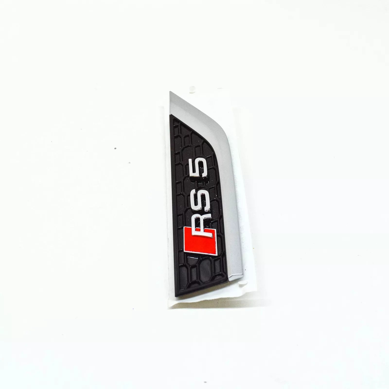 NEW AUDI RS5 SPORTBACK 8W6 FRONT RIGHT FENDER EMBLEM 8W6853602DPUZ