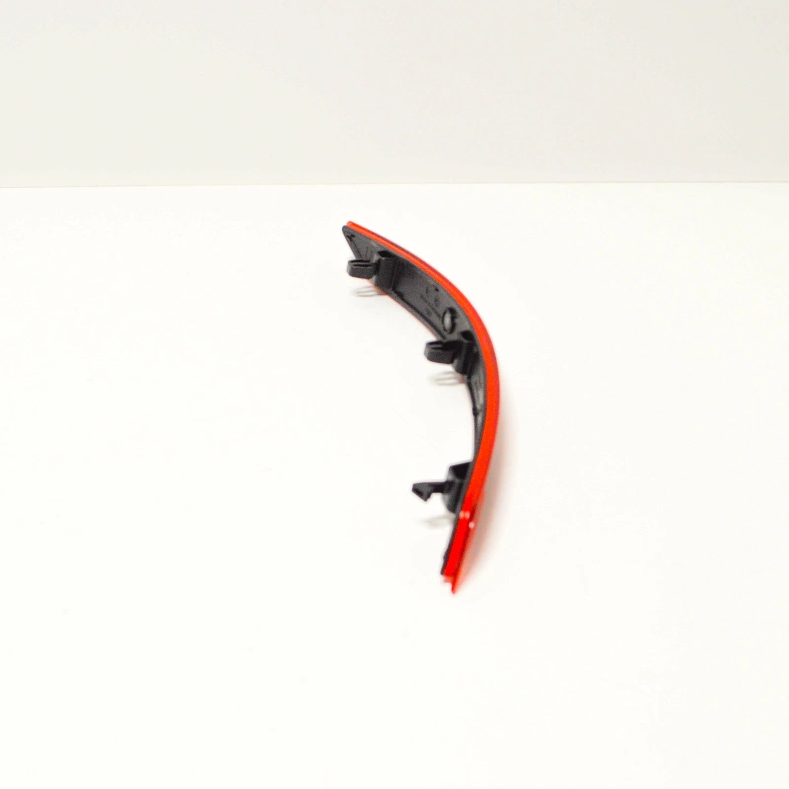 NEW AUDI A3 8V REAR BUMPER REFLECTOR LEFT 8V5945105B