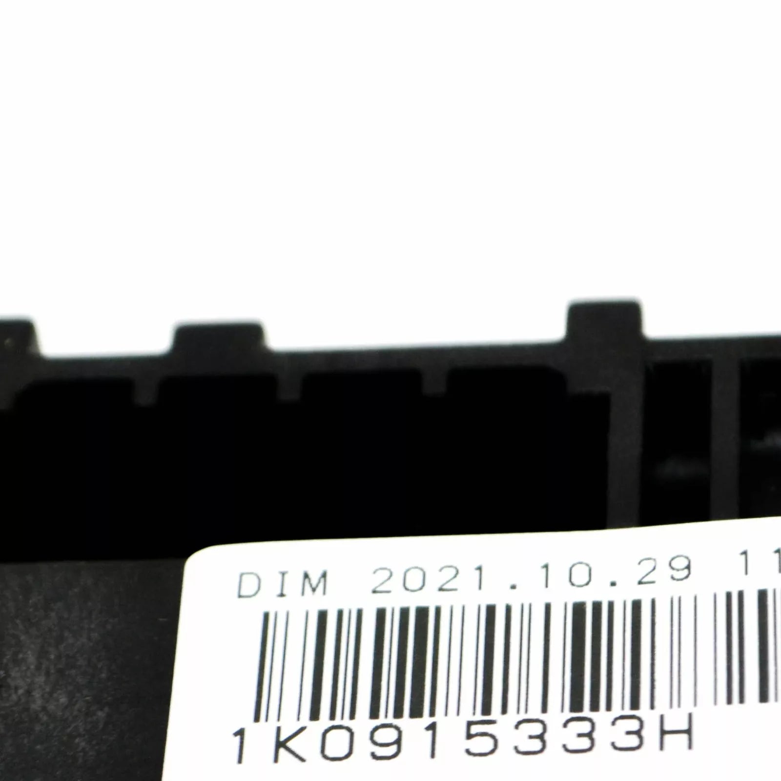 NEW AUDI A3 8P BATTERY PAD BRACKET 1K0915333H 2008