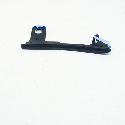 NEW AUDI A4 AVANT B9 REAR RIGHT WHEEL MUD GUARD BRACKET 8W0853828B