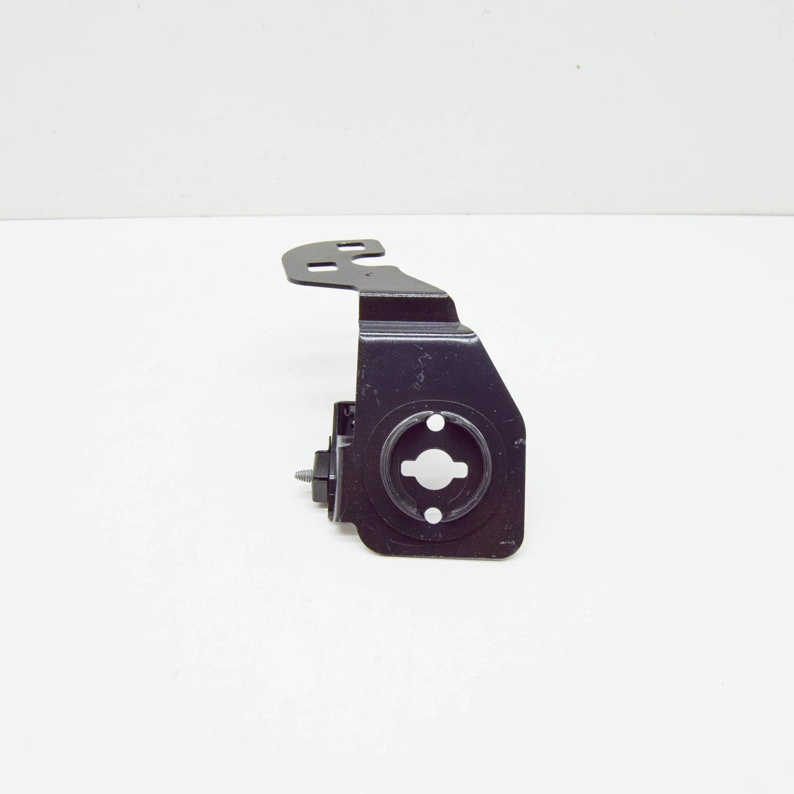 NEW MERCEDES-BENZ E W212 FRONT LEFT FENDER BRACKET A2128100114 ORIGINAL