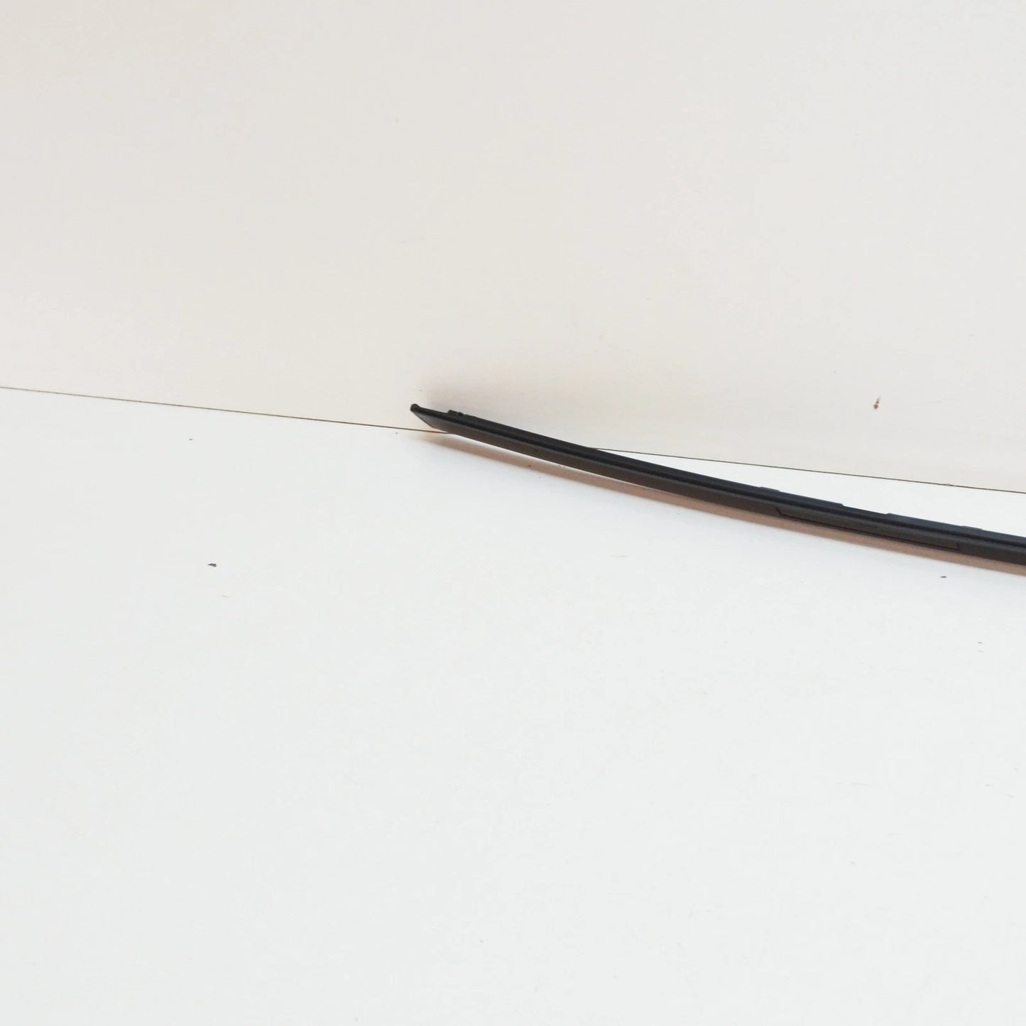 NEW BMW M4 COUPE F82 RIGHT SIDE ROOF STRIP MOLDING TRIM 51138061450 ORIGINAL