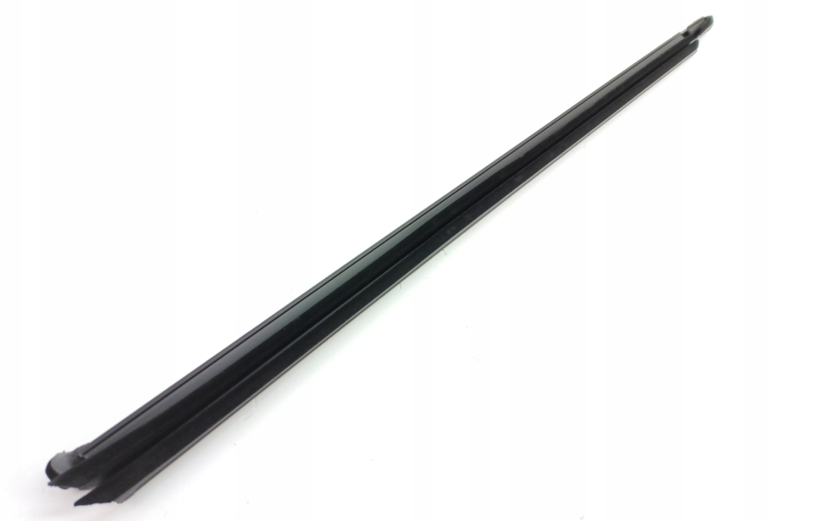 new vw tiguan ad front right inner window aperture seal 5na8374805ap original