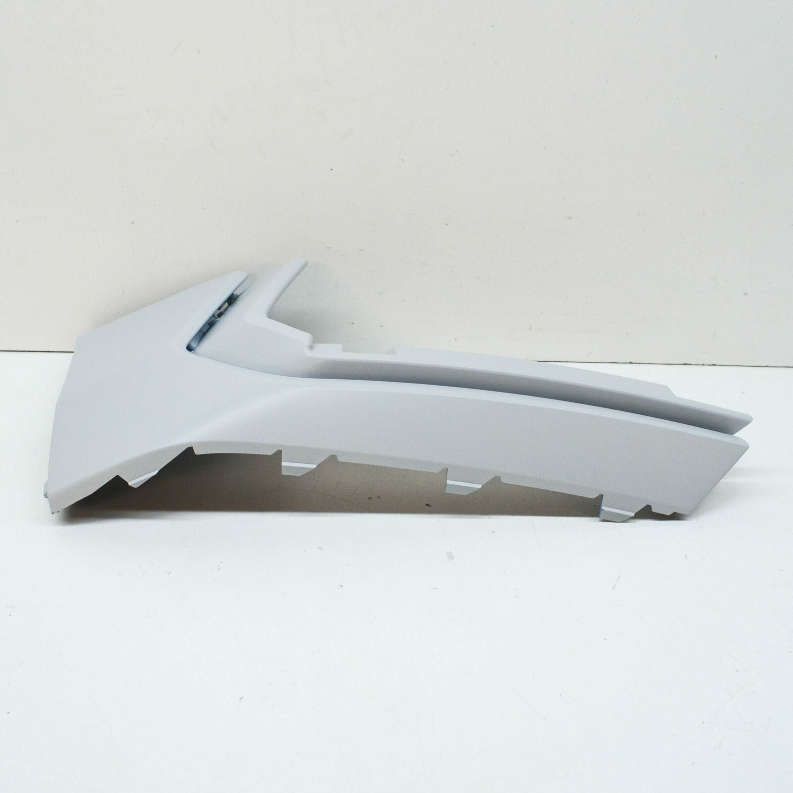 NEW VOLKSWAGEN TIGUAN AD FRONT RIGHT FOG LIGHT LOWER TRIM 5NA853212CGRU ORIGINAL