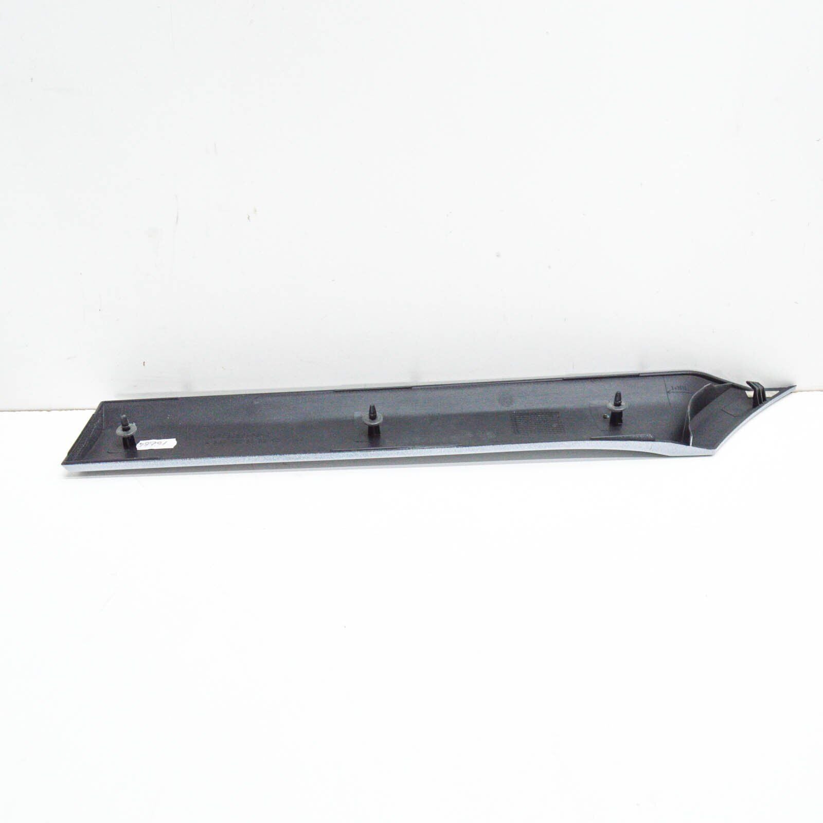 NEW MB VITO W639 RIGHT SIDE PANEL REAR BOTTOM STRIP A63969033629999 ORIGINAL