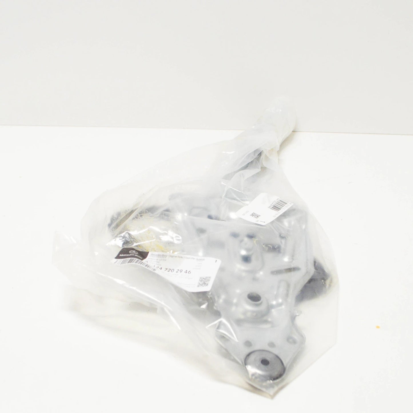 NEW MB E W124 FRONT LEFT DOOR WINDOW GLASS REGULATOR A1247202946 ORIGINAL