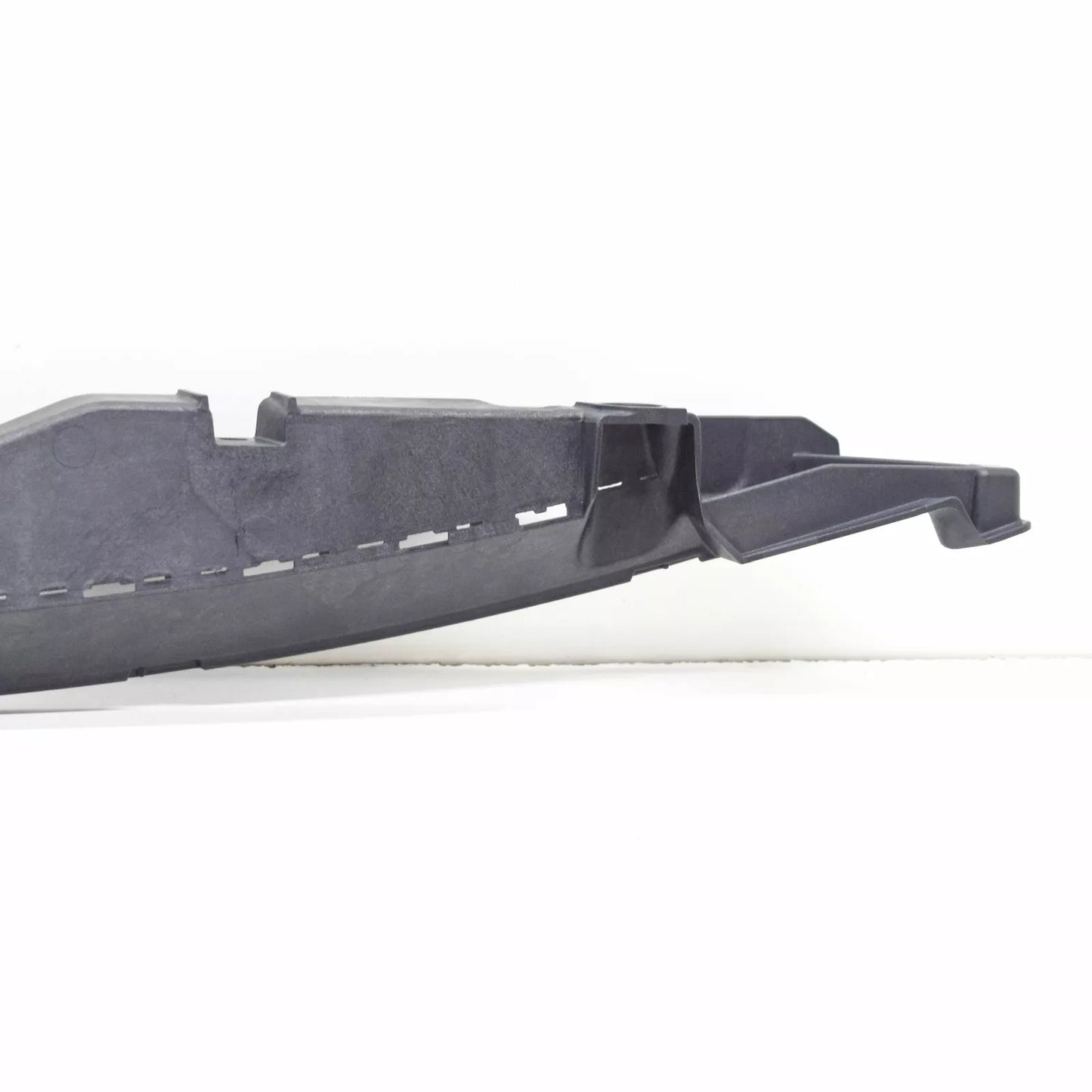 NEW VW SCIROCCO MK3 FRONT CENTRE RADIATOR GRILLE SUPPORT 1K8805813A