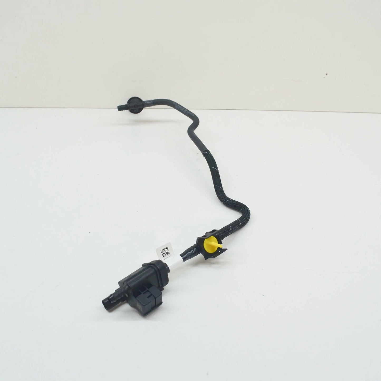 NEW AUDI A5 8W6 VACUUM SYSTEM CONNECTING TUBE WITH AKF VALVE 06M133240CG