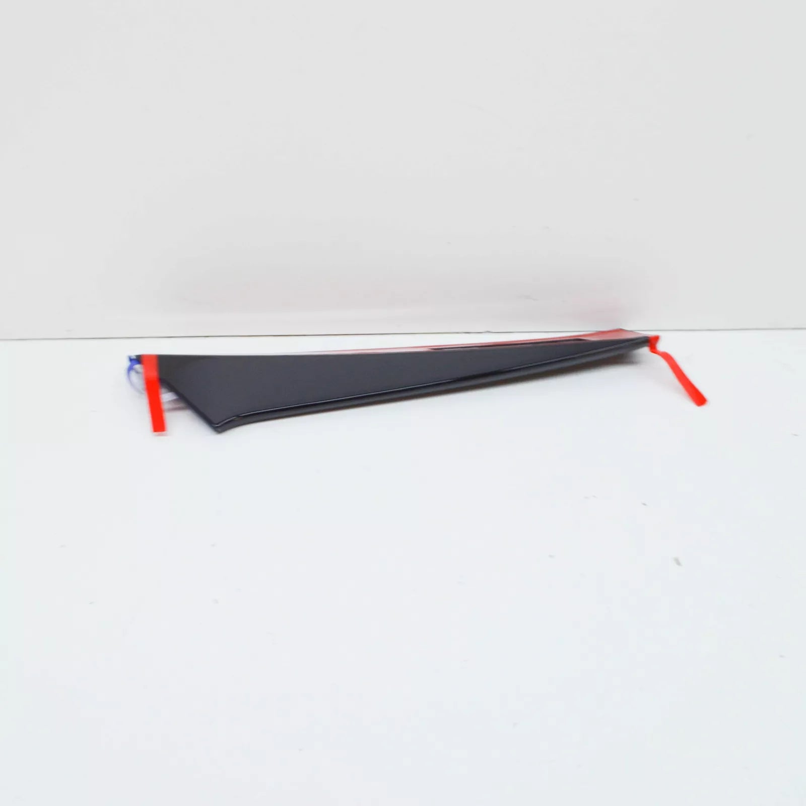NEW VOLKSWAGEN GOLF MK7 REAR LID LEFT SPOILER 5G6805945E041