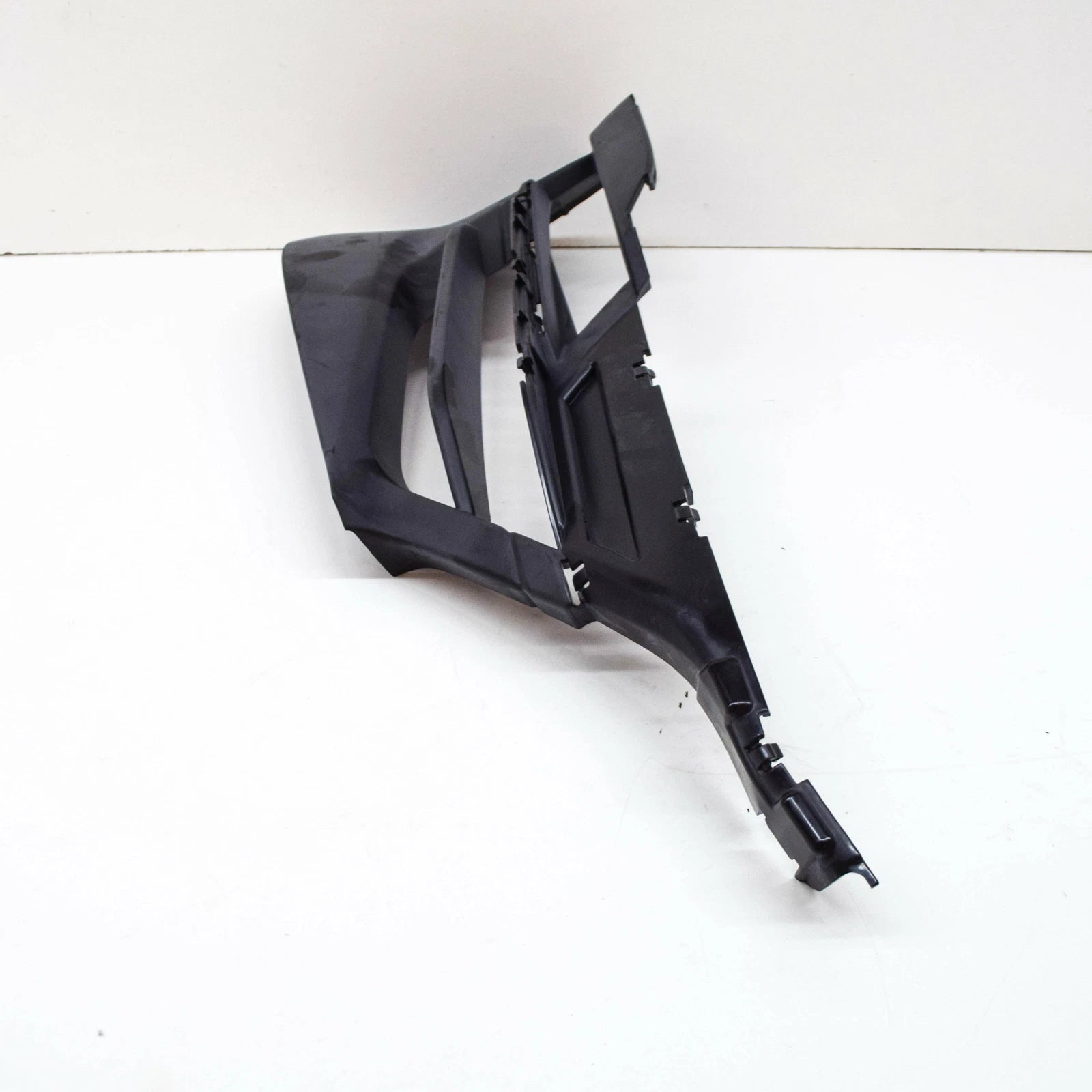 NEW BMW 2 GT F46 FRONT RIGHT BUMPER GRILLE TRIM LINES 51117460164 ORIGINAL