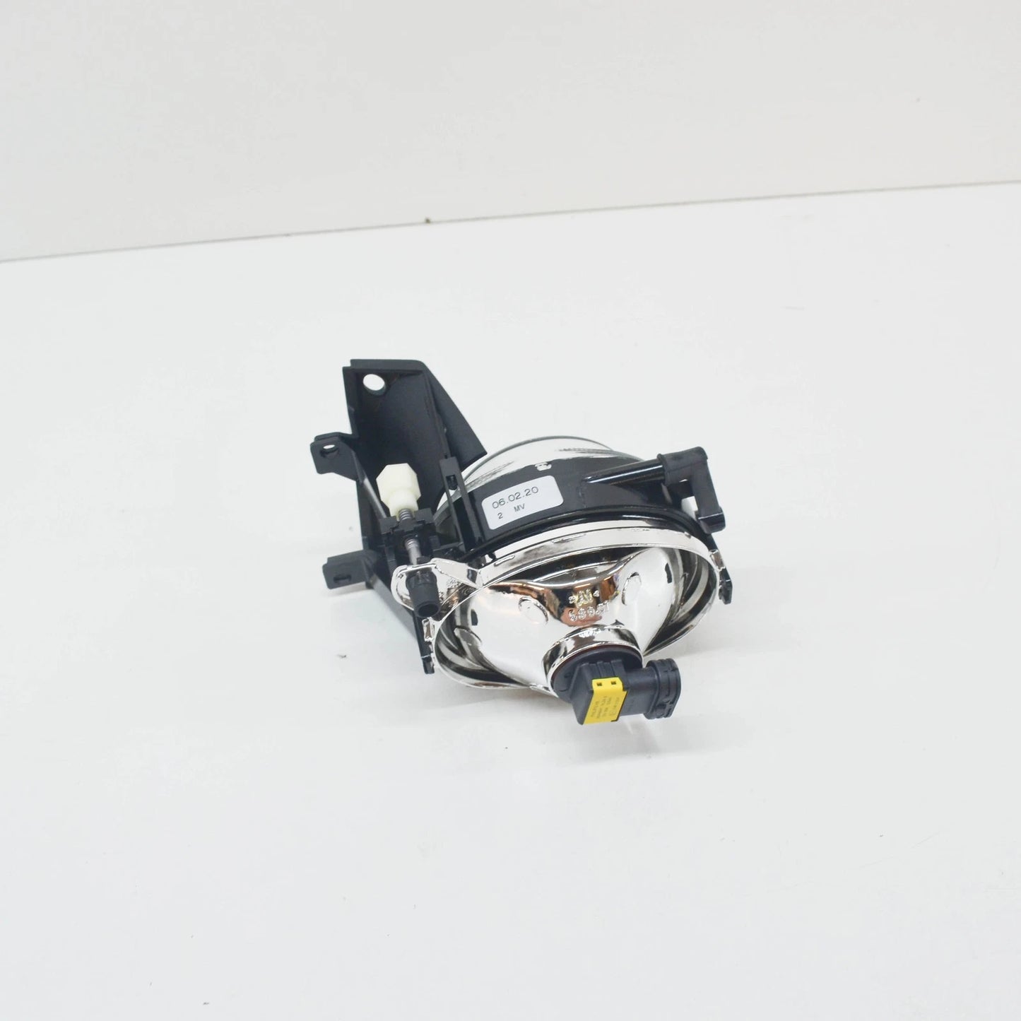 NEW BMW 5 E39 FRONT RIGHT FOG LIGHT 63176900222 ORIGINAL