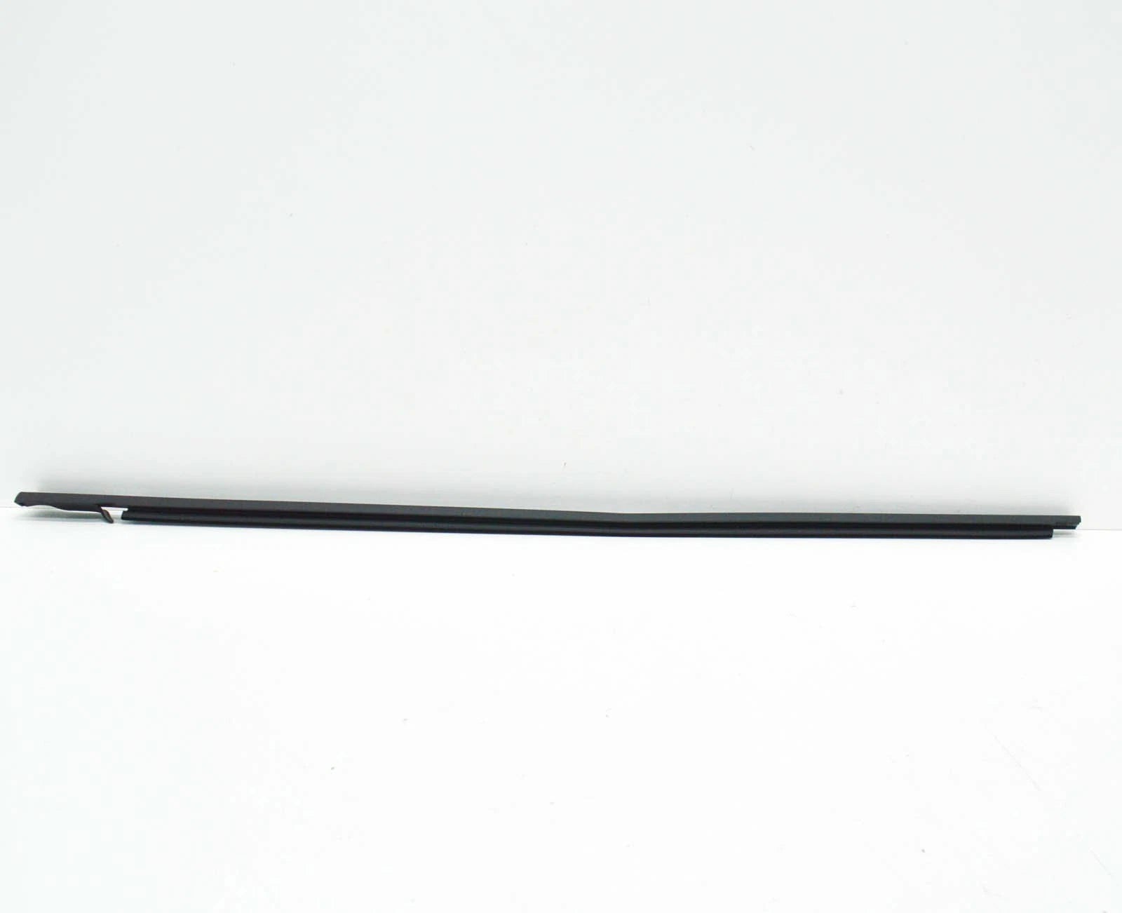 NEW VOLKSWAGEN UP FRONT LEFT OUTER WINDOW APERTURE SEAL 1S4837477A5AP ORIGINAL