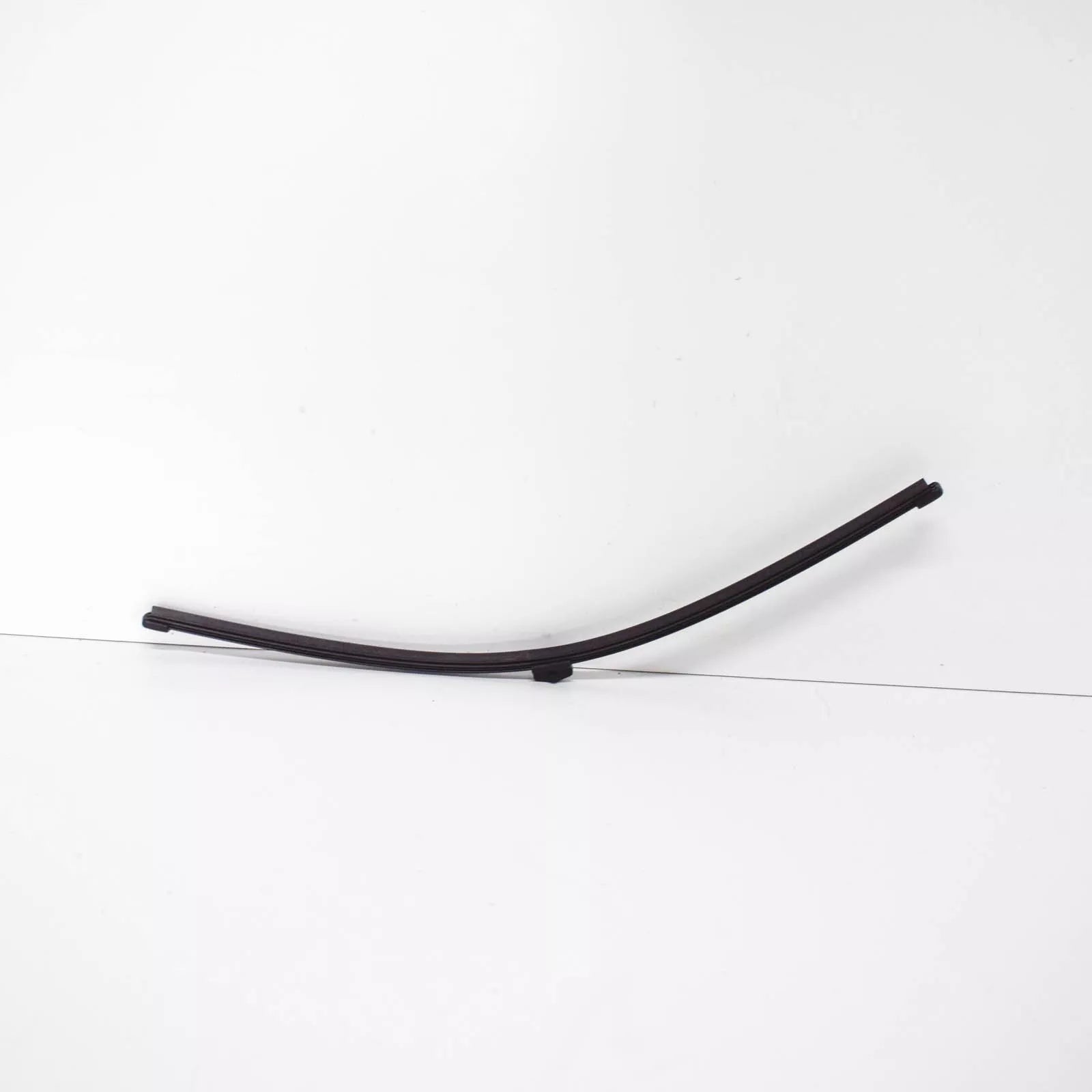 NEW AUDI Q3 8U REAR WIPER BLADE 8K9955425 ORIGINAL