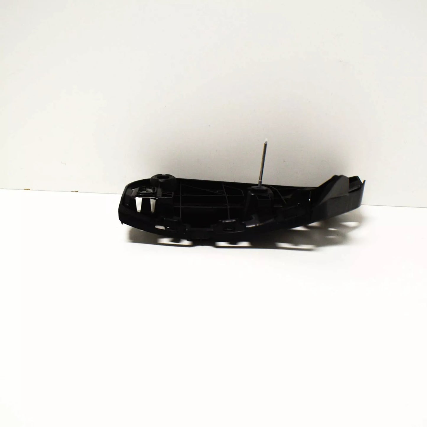 NEW MERCEDES-BENZ CLS C257 REAR LEFT BUMPER BASIC MOUNT A2578805400