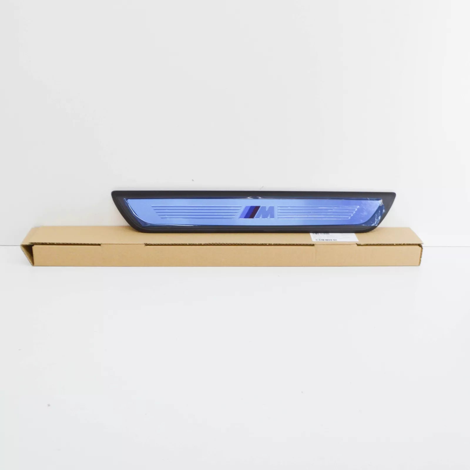 NEW BMW 6 GRAN COUPE F06 FRONT RIGHT DOOR SILL TRIM 51478053575 8053575 ORIGINAL