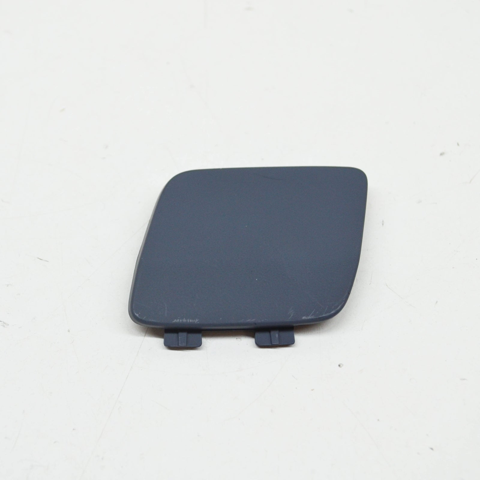 new bmw 1 e82 rear bumper tow hook eye cover 51127208599 2010 original