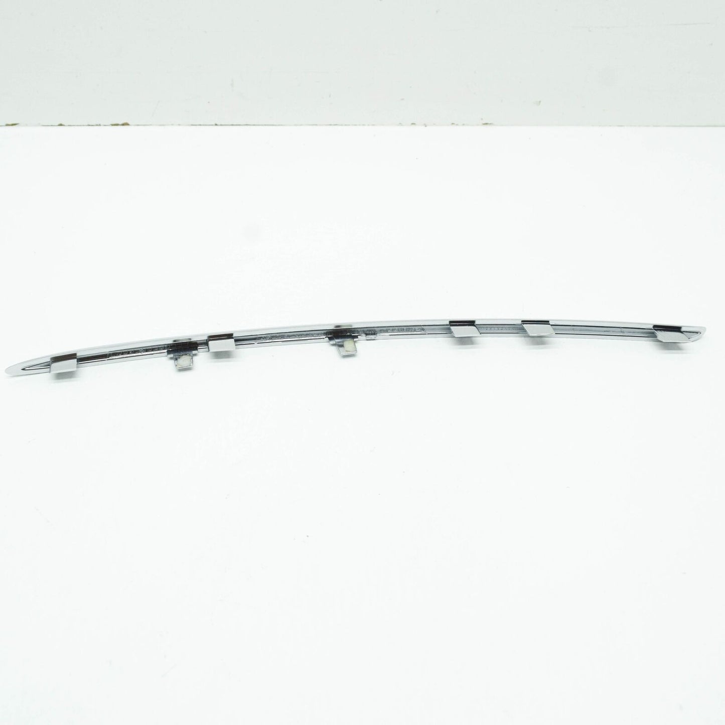 NEW MERCEDES-BENZ GLC COUPE C253 FRONT RIGHT BUMPER MOLDING A2538850305 ORIGINAL