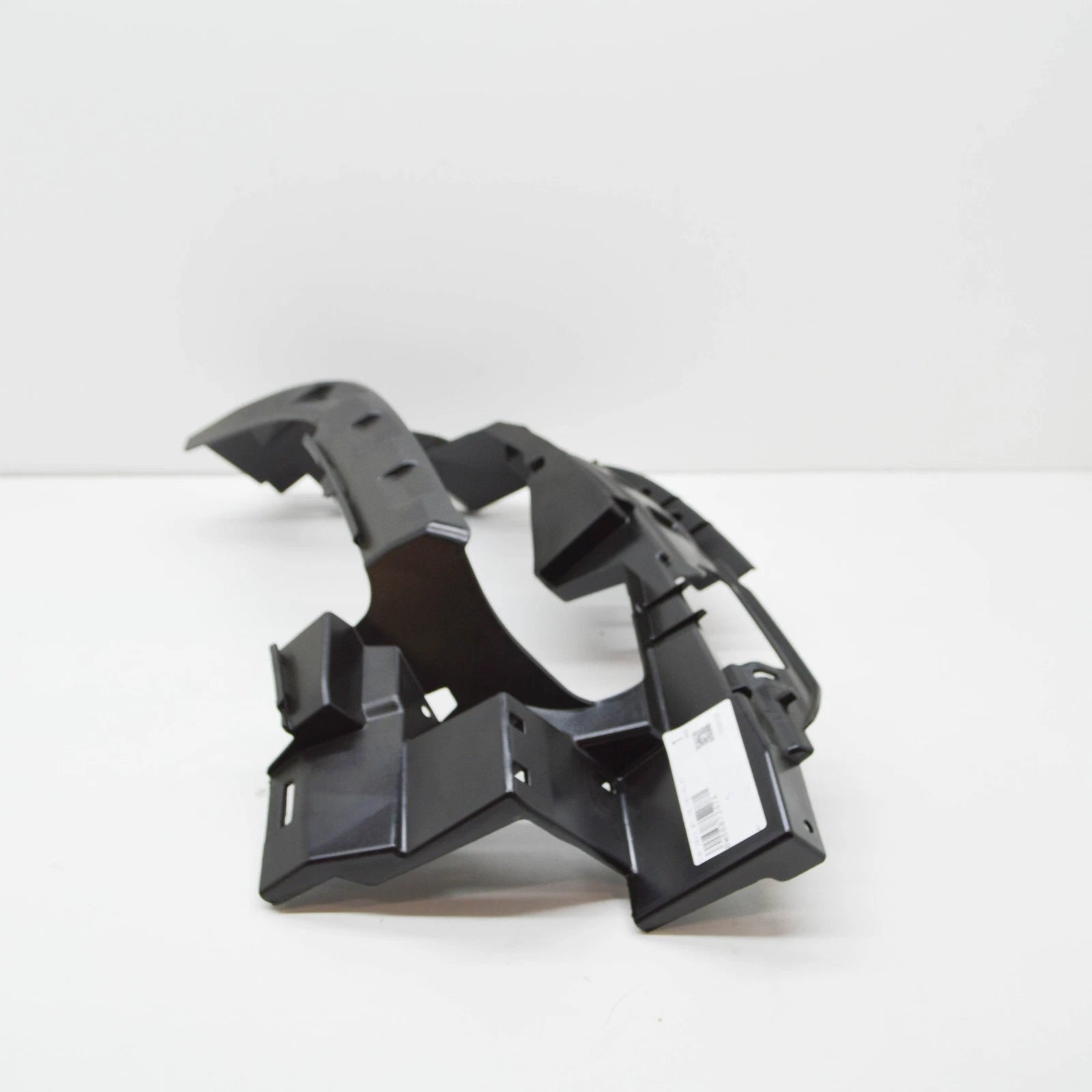 NEW AUDI A5 F53 REAR LEFT BUMPER BRACKET 8W6807347A