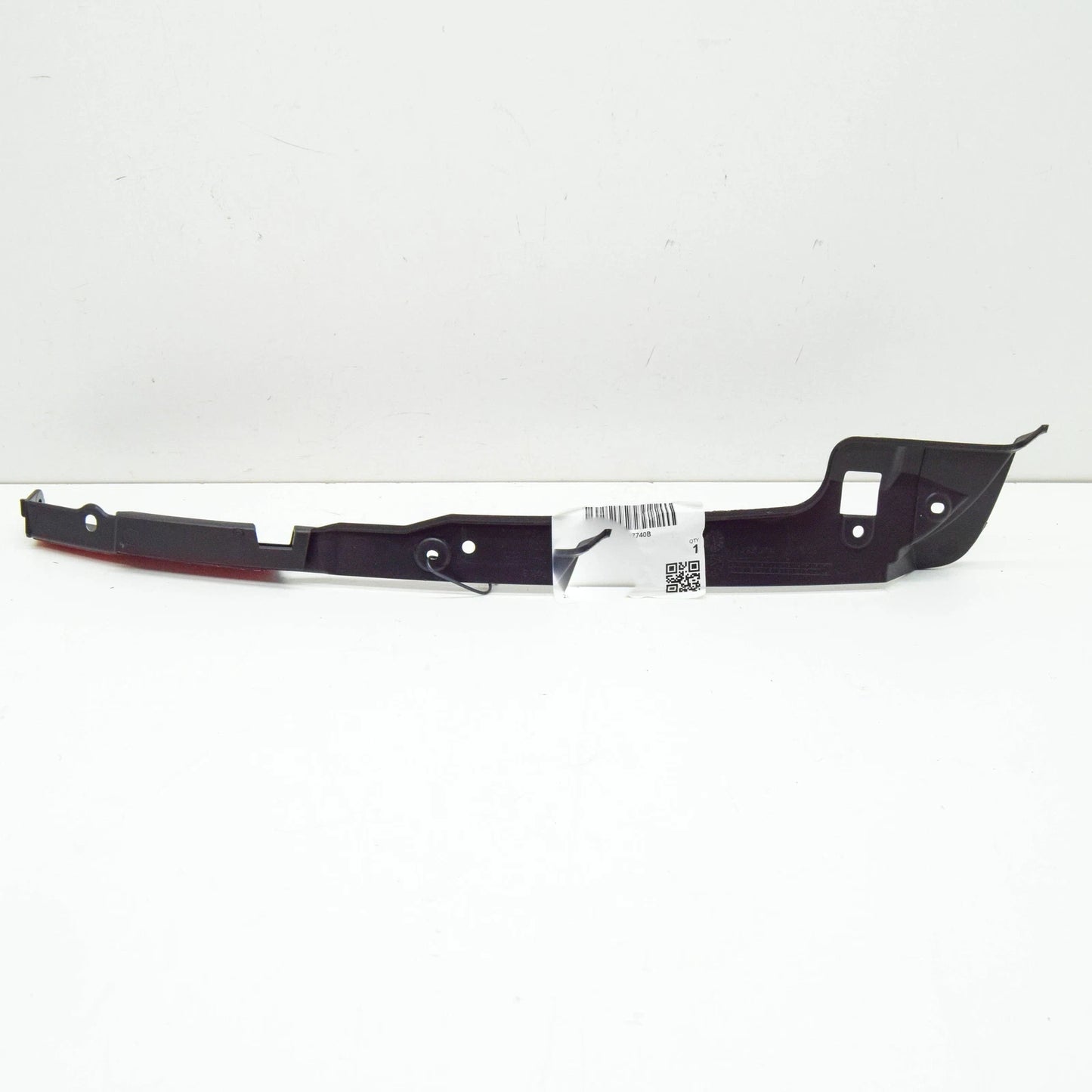 NEW AUDI TT FV FRONT RIGHT BUMPER SECURING STRIP 8S0807740B ORIGINAL