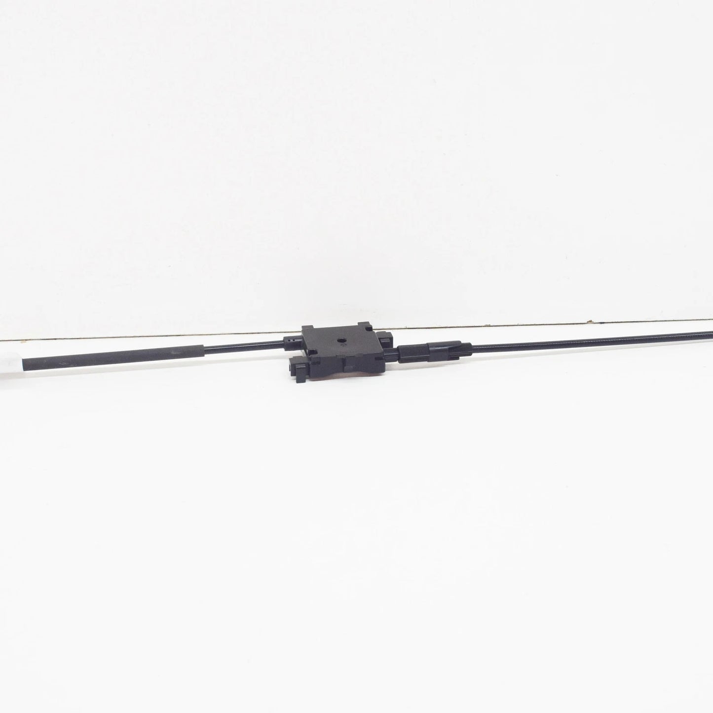 NEW AUDI TT FV MK3 FRONT BONNET CENTER BOWDEN CABLE 8S0823531C ORIGINAL