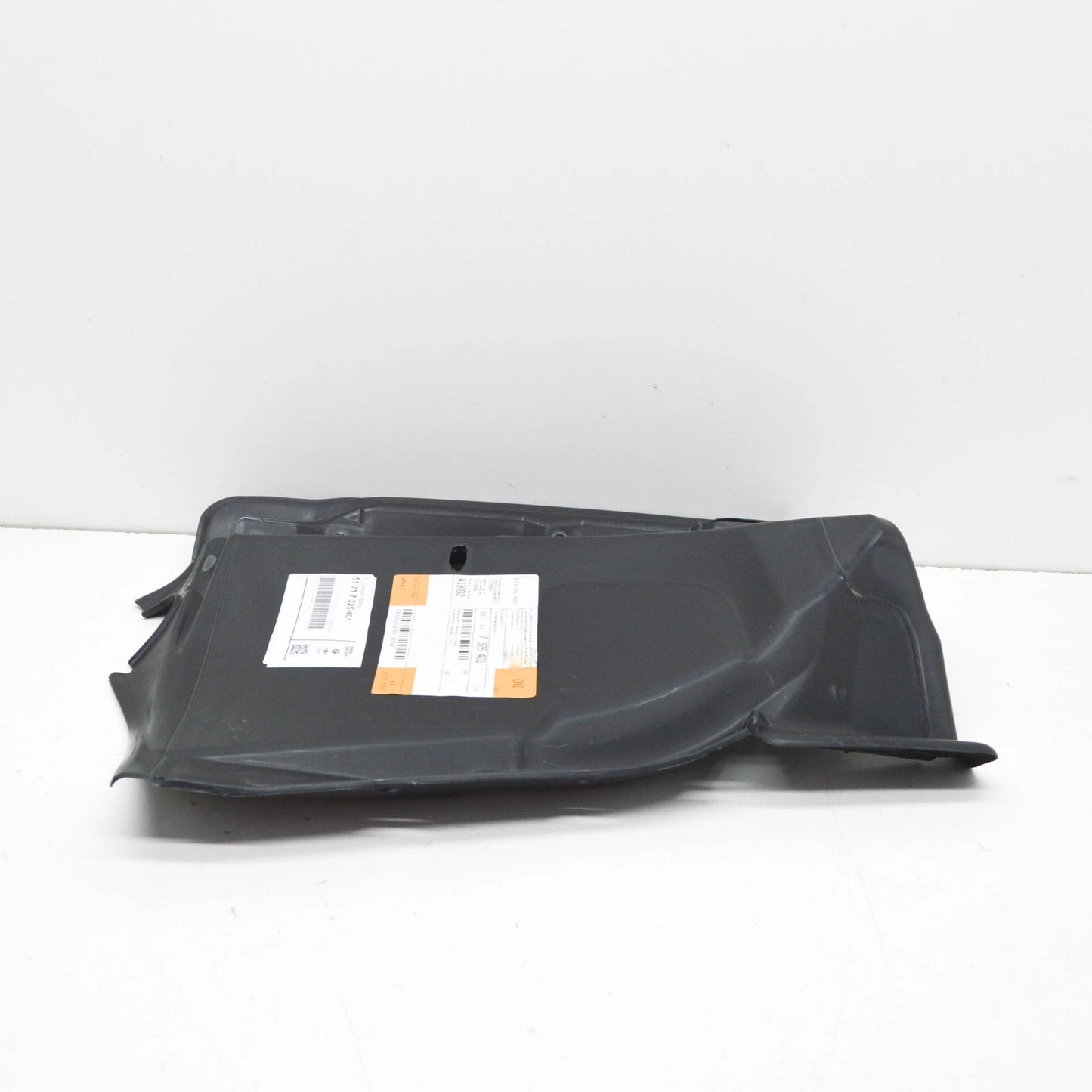 NEW BMW X5 E70 FRONT LEFT WHEEL ARCH COVER 51717325401 7325401 ORIGINAL