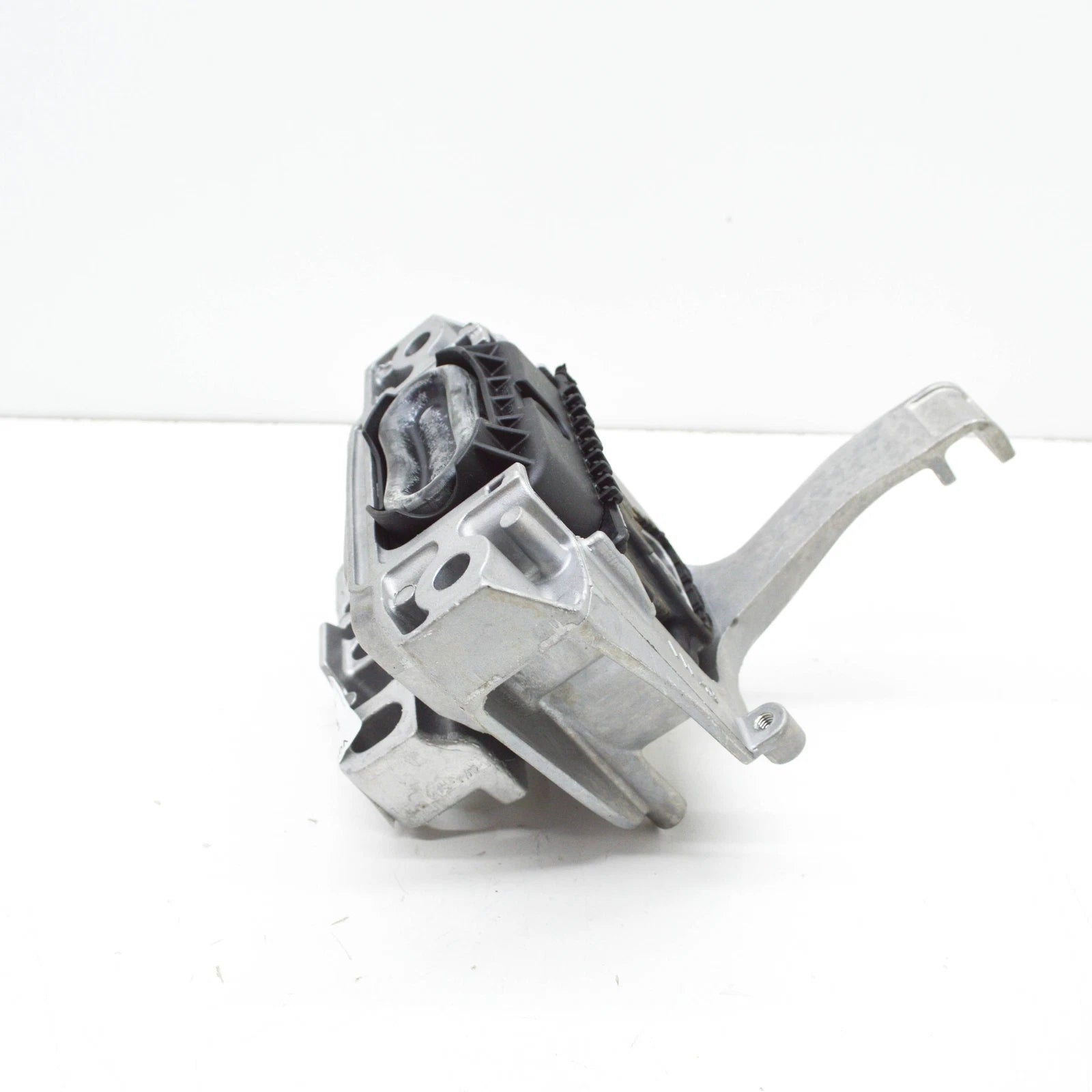 NEW VOLKSWAGEN ARTEON 3H7 RIGHT SIDE ENGINE MOUNT 5WA199262P ORIGINAL