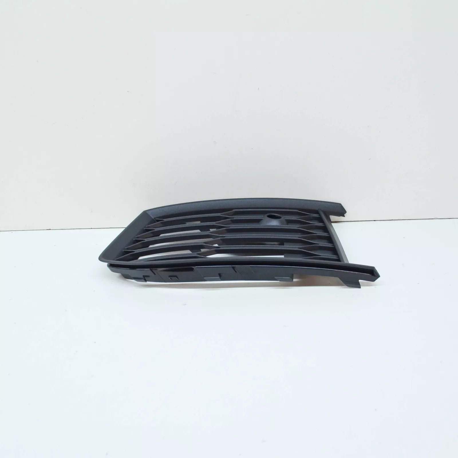 NEW AUDI A6 C8 FRONT LEFT BUMPER GRILLE 4K0807647B9B9