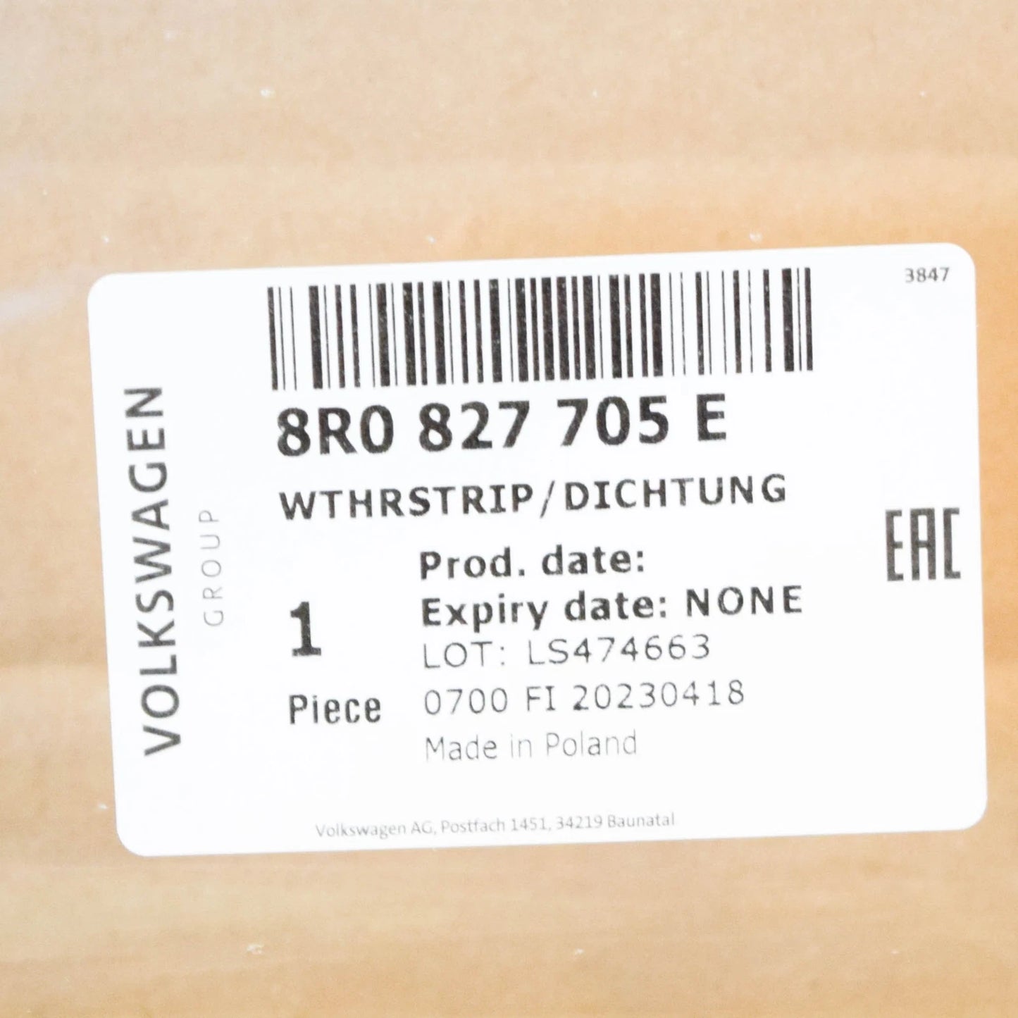 NEW AUDI Q5 8R REAR HATCH SEAL RUBBER 8R0827705E ORIGINAL