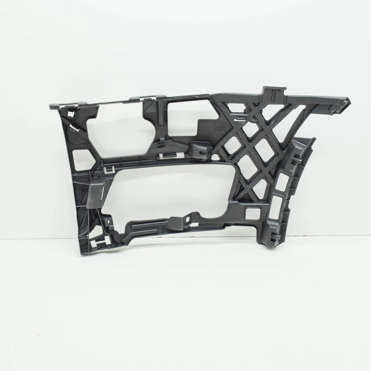 NEW VOLKSWAGEN GOLF 5G MK7 FRONT RIGHT BUMPER BRACKET 5G0807724D ORIGINAL