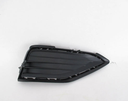 NEW VOLKSWAGEN JETTA A7 MK7 FRONT RIGHT BUMPER GRILLE 17A8536669B9