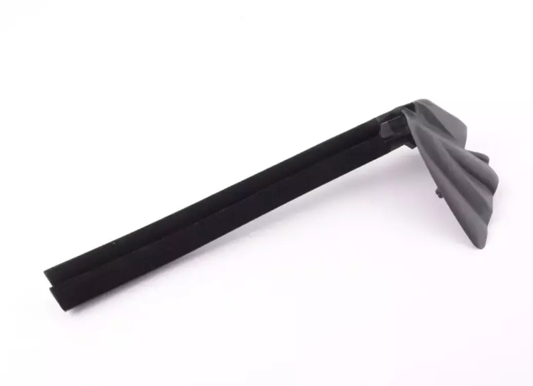 NEW BMW Z4 E89 REAR RIGHT INNER CHANNEL SEALING 51377046124 7046124 ORIGINAL