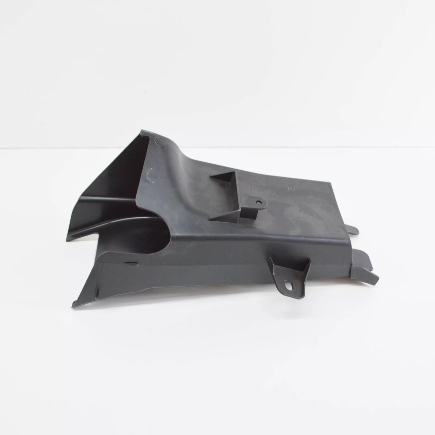 NEW BMW 5 GT F07 LEFT BRAKE AIR DUCT M SPORT 51748049675 8049675 2015 ORIGINAL