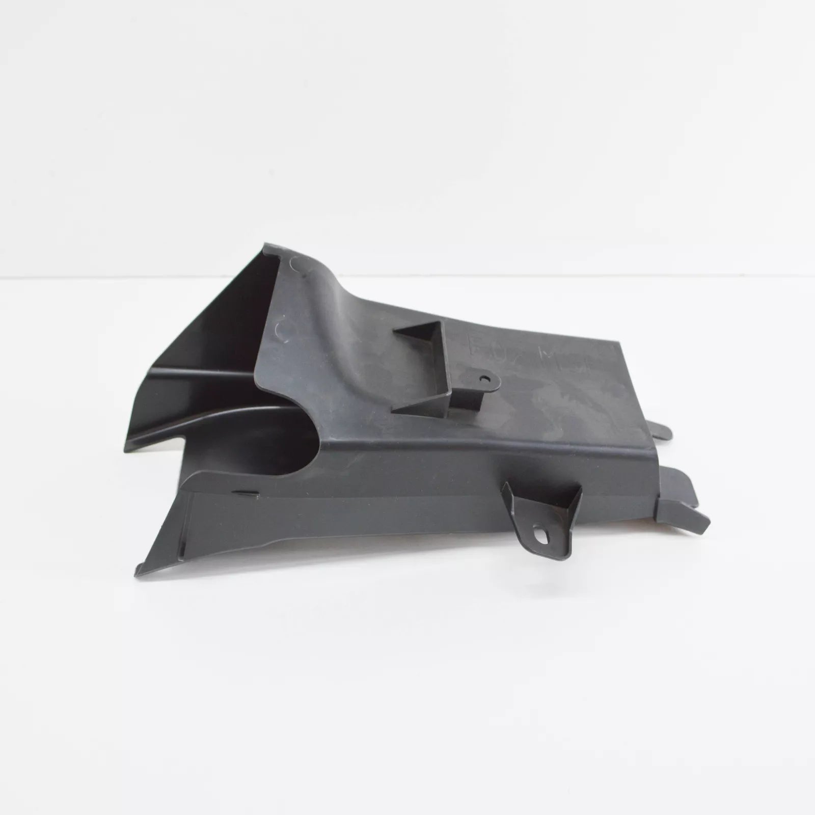 NEW BMW 5 GT F07 LEFT BRAKE AIR DUCT M SPORT 51748049675 8049675 2015 ORIGINAL