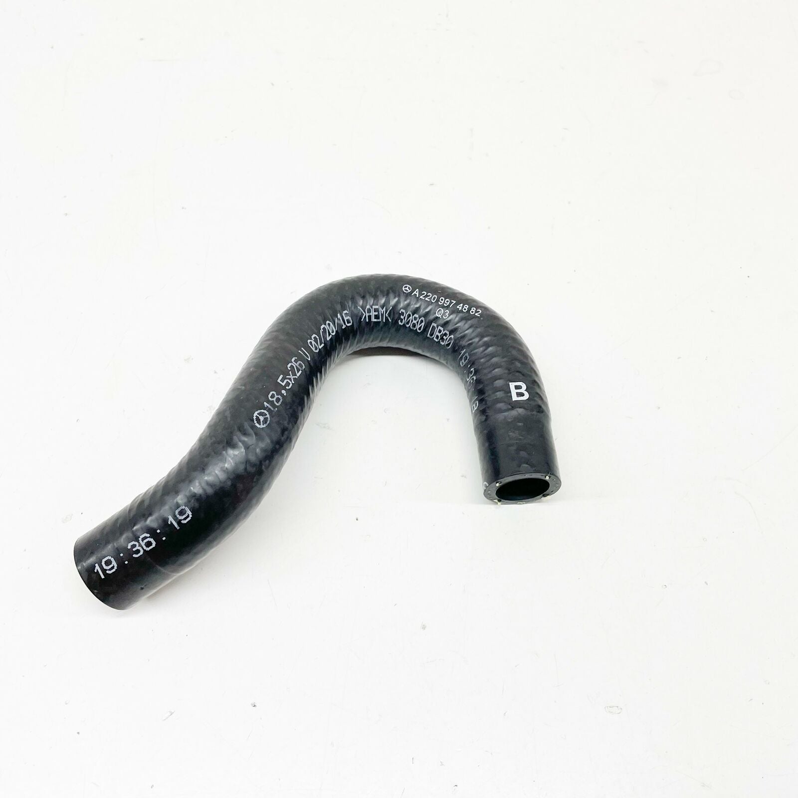NEW MERCEDES-BENZ S W220 OIL TANK SUCTION HOSE A2209974882 ORIGINAL