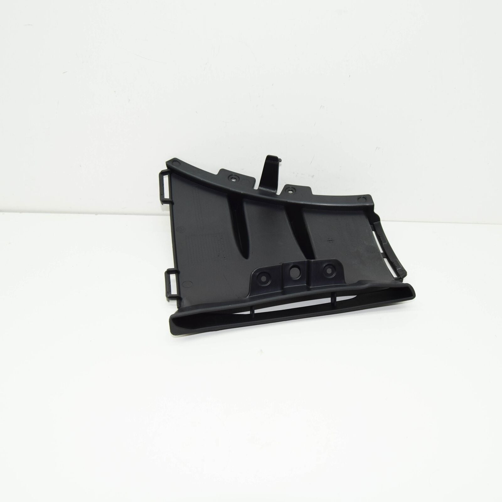 NEW MB E C238 FRONT BUMPER LEFT INNER AIR DUCT SEGMENT A2138858306 ORIGINAL