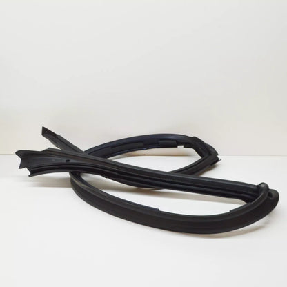 NEW MERCEDES-BENZ A W176 FRONT DOOR EDGE GUARD SEAL A1766920076 ORIGINAL