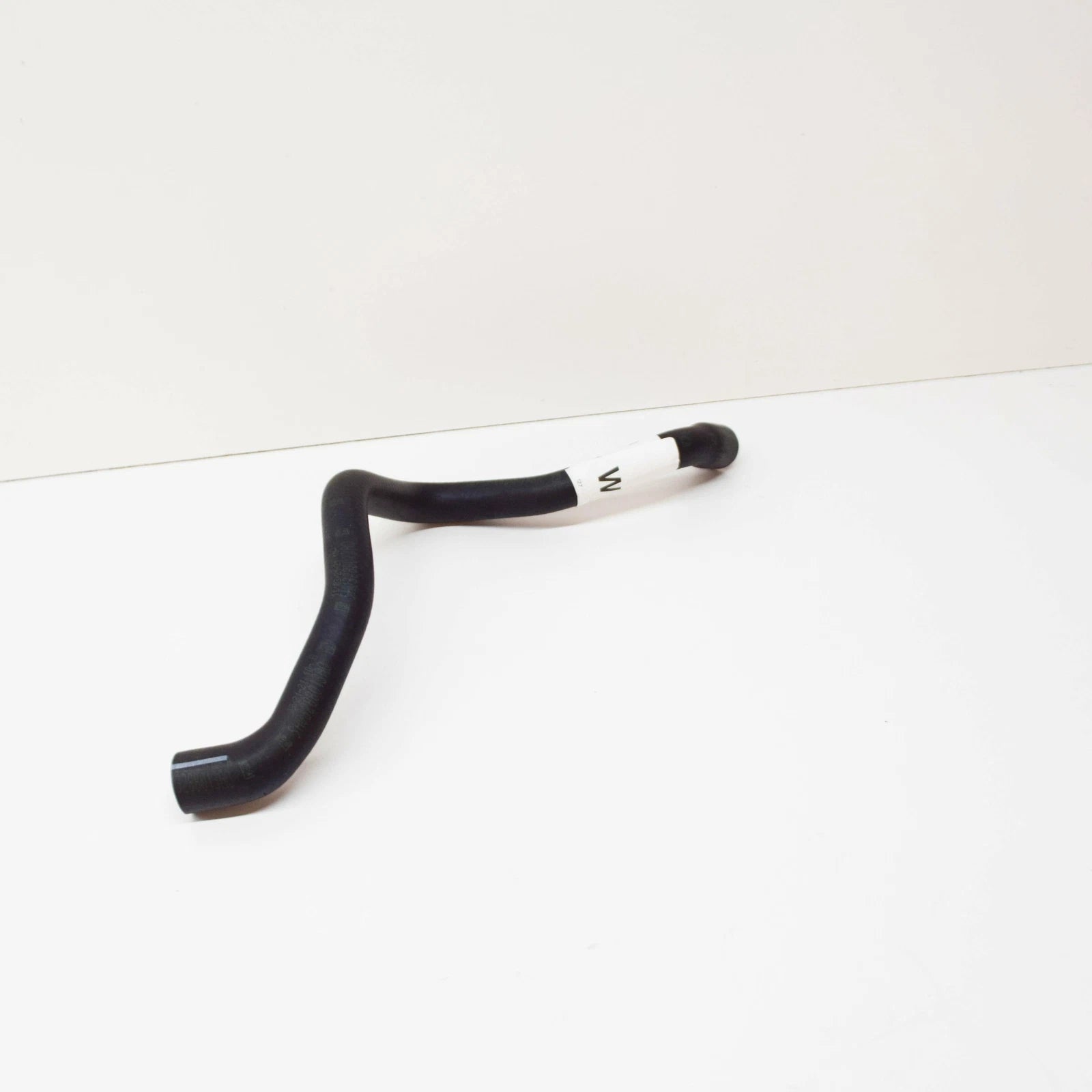 NEW MERCEDES-BENZ A W168 EXPANSION TANK TO WATER PUMP HOSE A1685010882 ORIGINAL