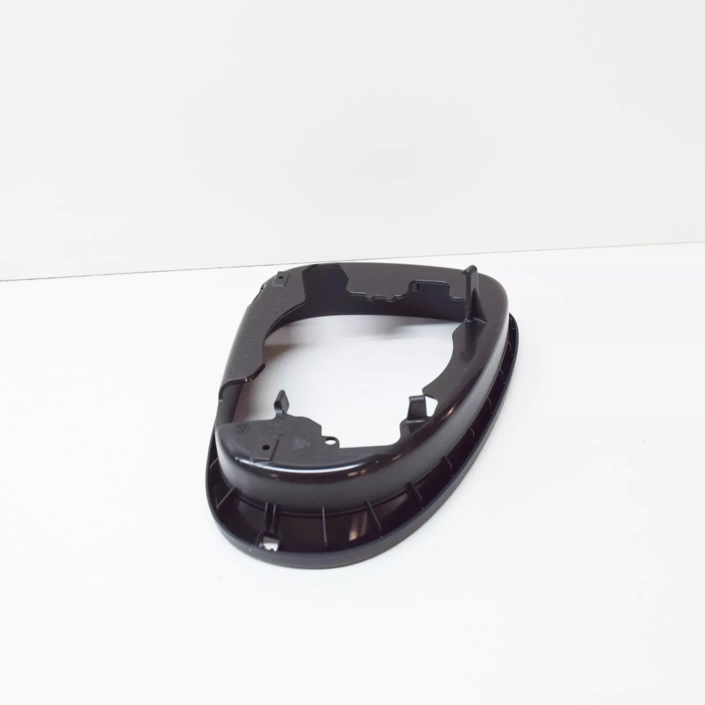 NEW VOLKSWAGEN TOUAREG 7P FRONT LEFT DOOR MIRROR TRIM RING 7P68576019B9