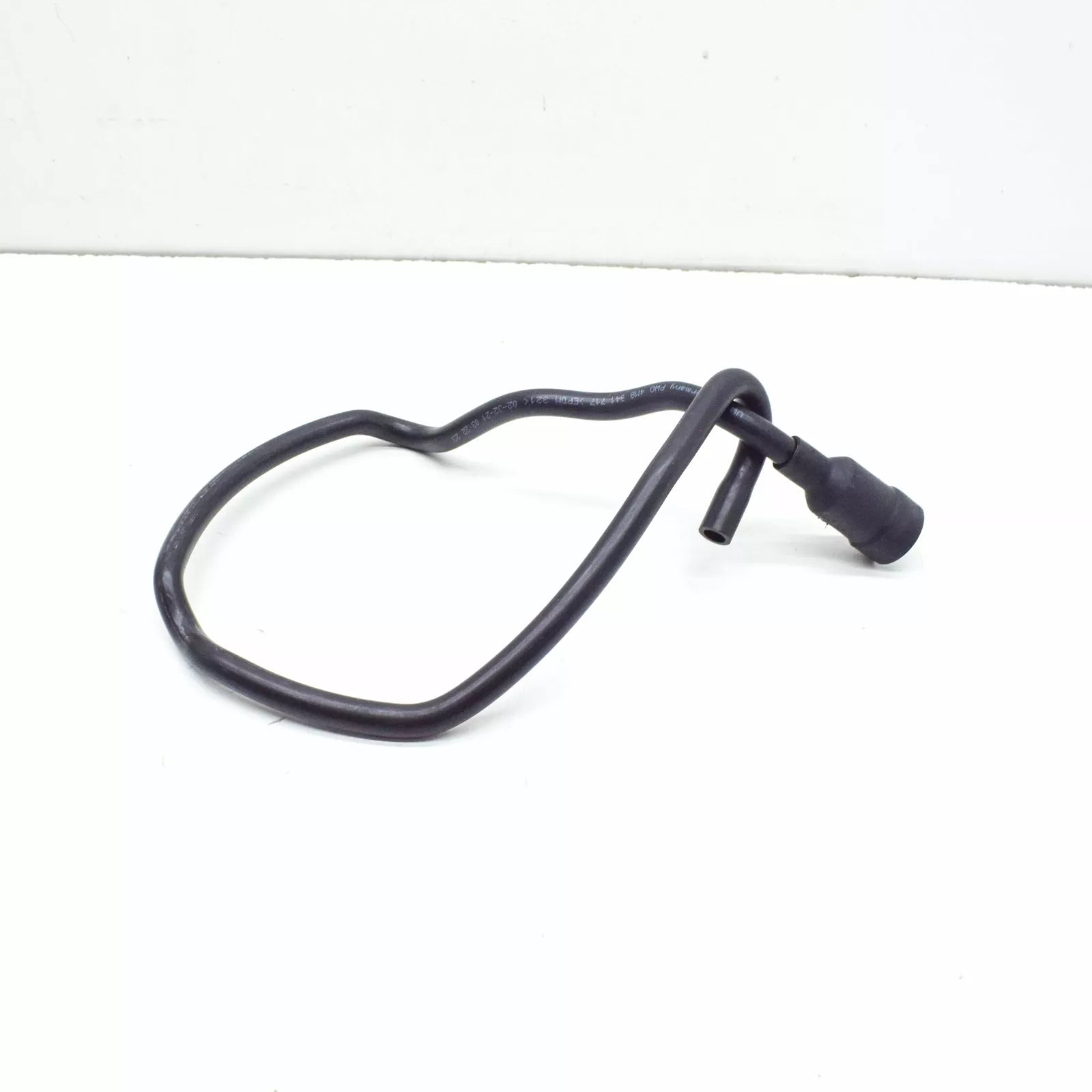 NEW AUDI Q8 LEFT HEADLIGHT VENT HOSE 4M8941717 ORIGINAL