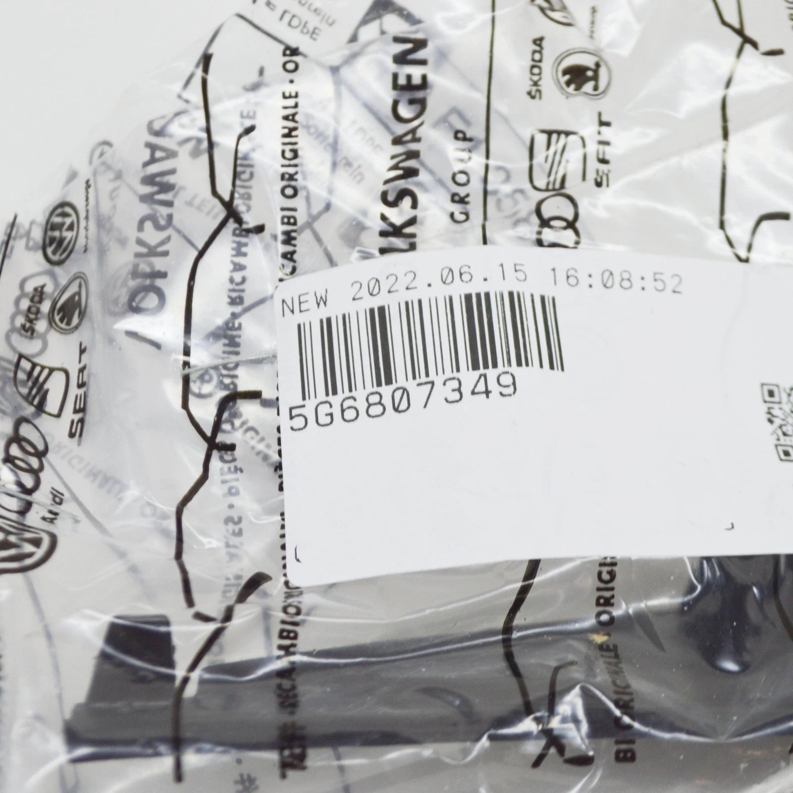 NEW VOLKSWAGEN GOLF MK7 REAR DIFFUSER MOUNTING BRACKET - LEFT 5G6807349