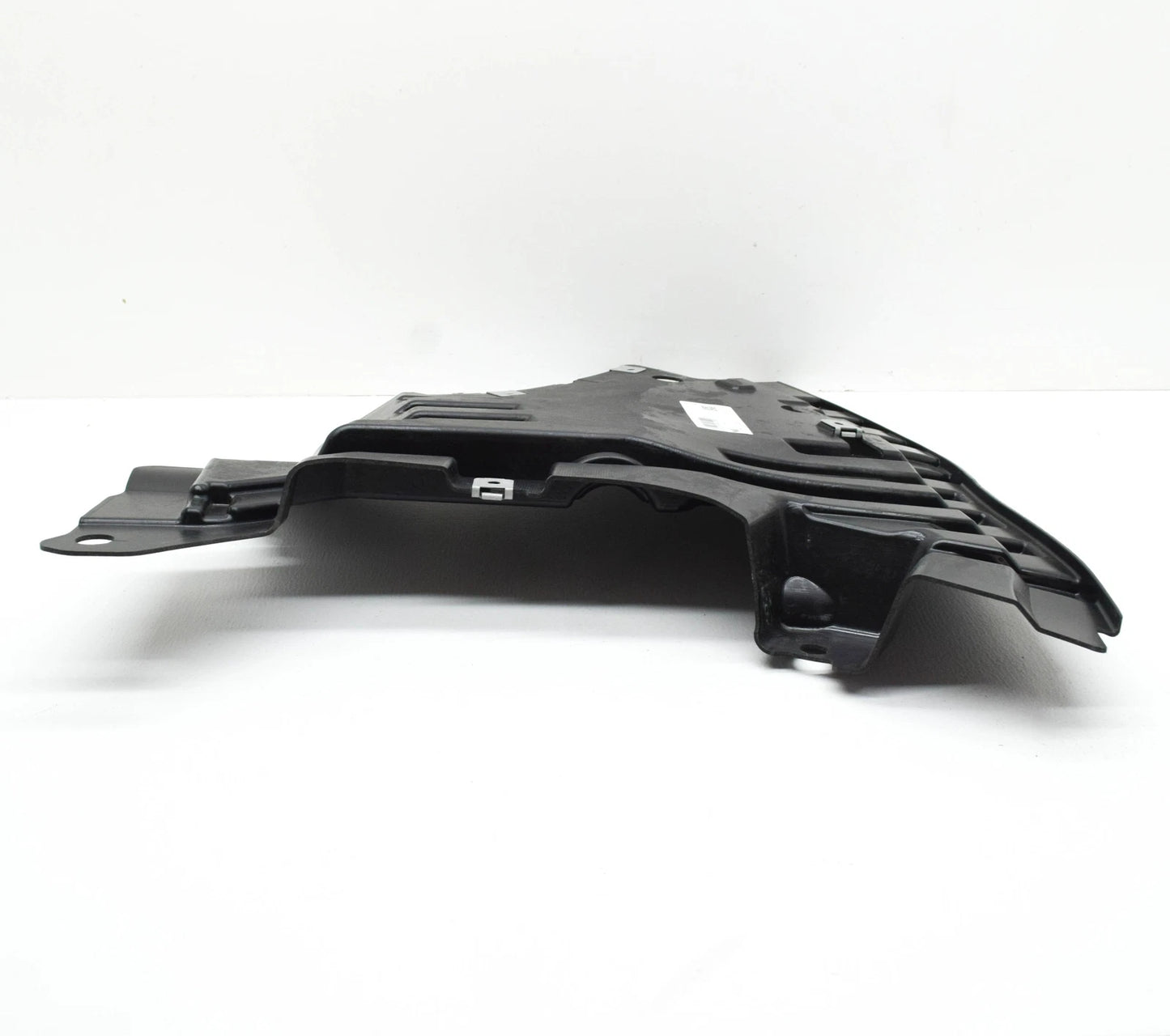 NEW MB S W222 FRONT RIGHT ENGINE COMPARTMENT COVER A2225202200 ORIGINAL