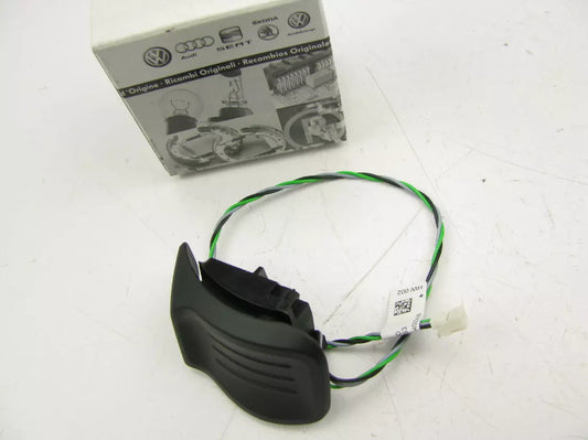 NEW VW GOLF VI 5K MK6 RIGHT STEERING WHEEL SHIFT SWITCH 5K0951528A1QB ORIGINAL