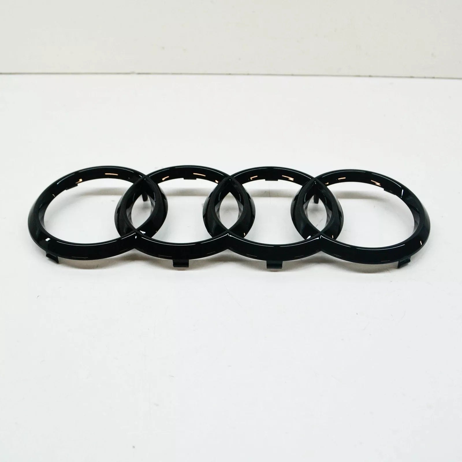 NEW AUDI E-TRON FRONT BUMPER RADIATOR GRILLE BADGE 4KE853605T94