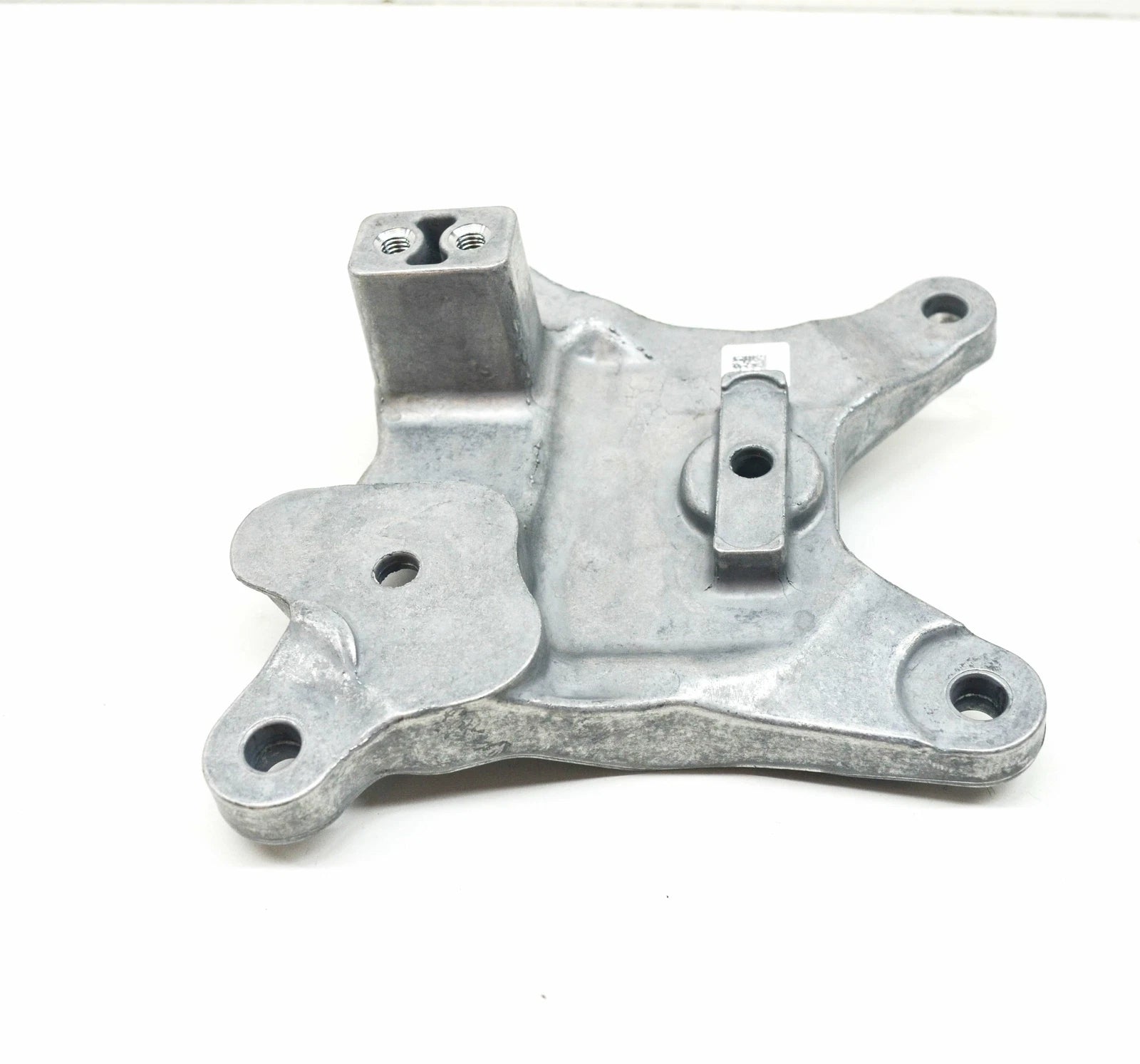 NEW AUDI Q7 4M GEARBOX MOUNT BRACKET 4M0399115P