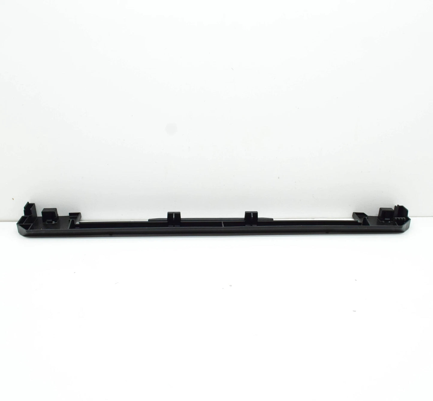 NEW BMW X5 G05 RADIATOR LOWER COVERING 17118589087 1589087 ORIGINAL