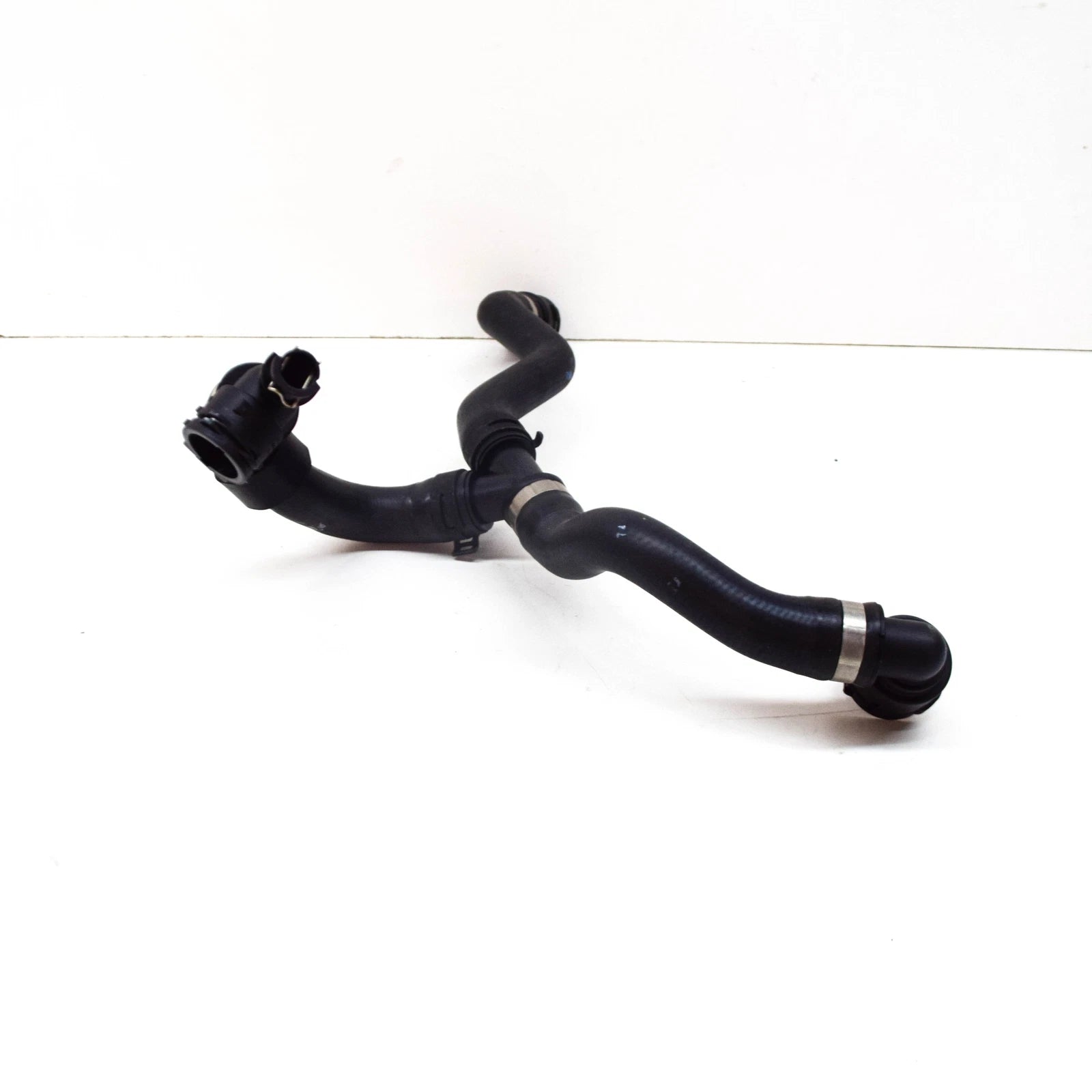 NEW MB E COUPE C238 LEFT WATER COOLANT RADIATOR HOSE A2385015200 ORIGINAL